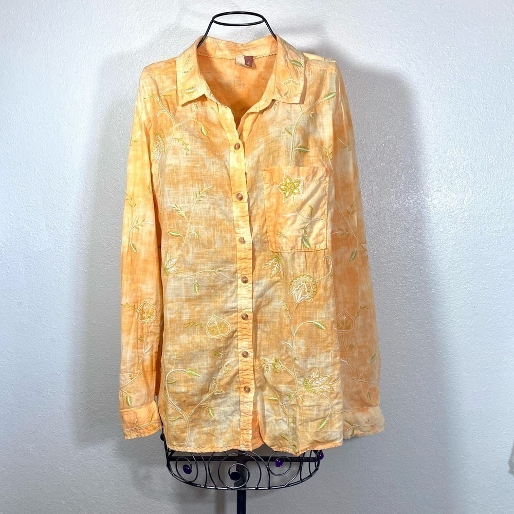Pilcro by Anthropologie orange button up with embroidered details size M